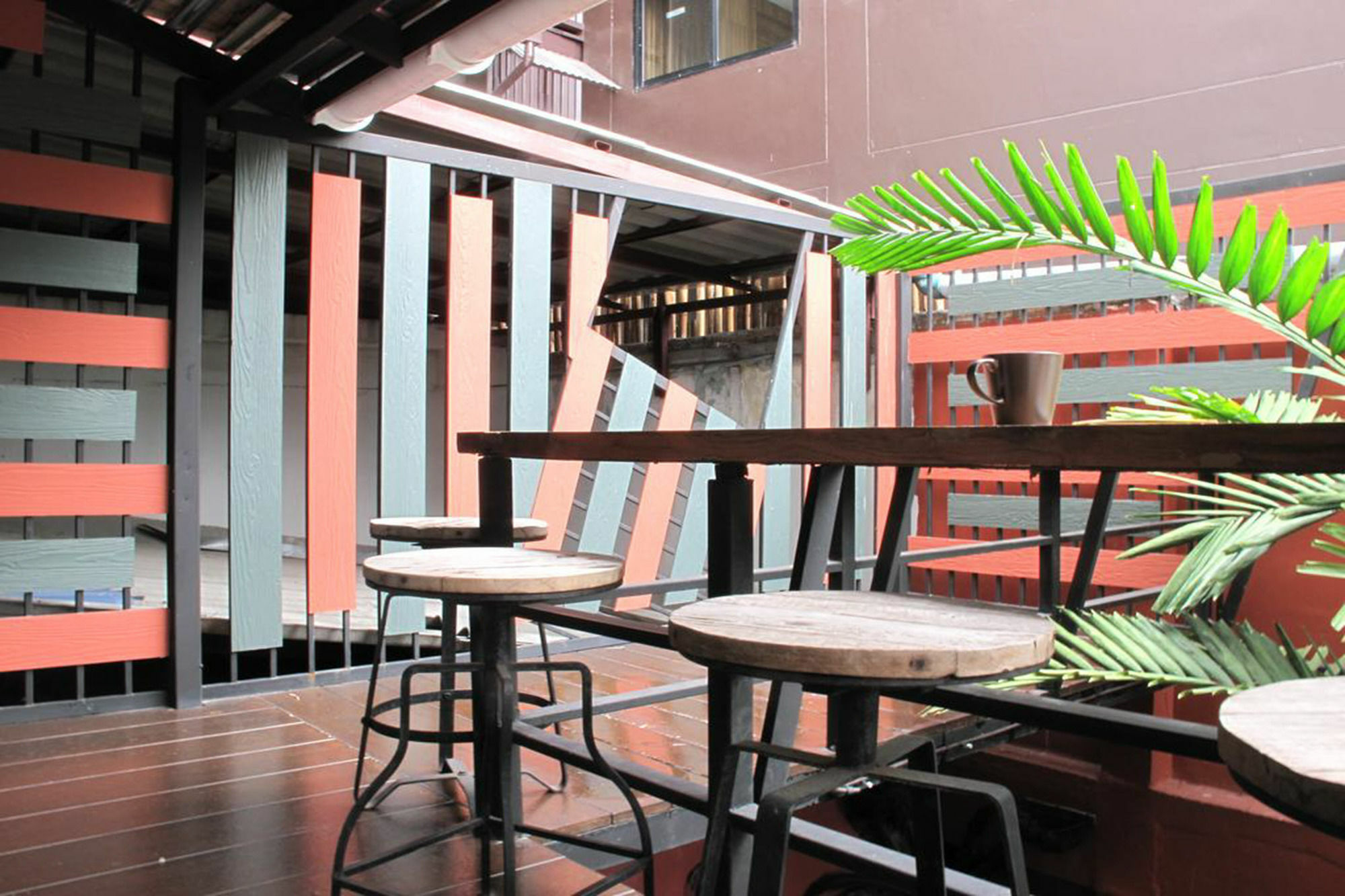 Rada Arak 79/4 Hostel Chiang Mai Exterior photo